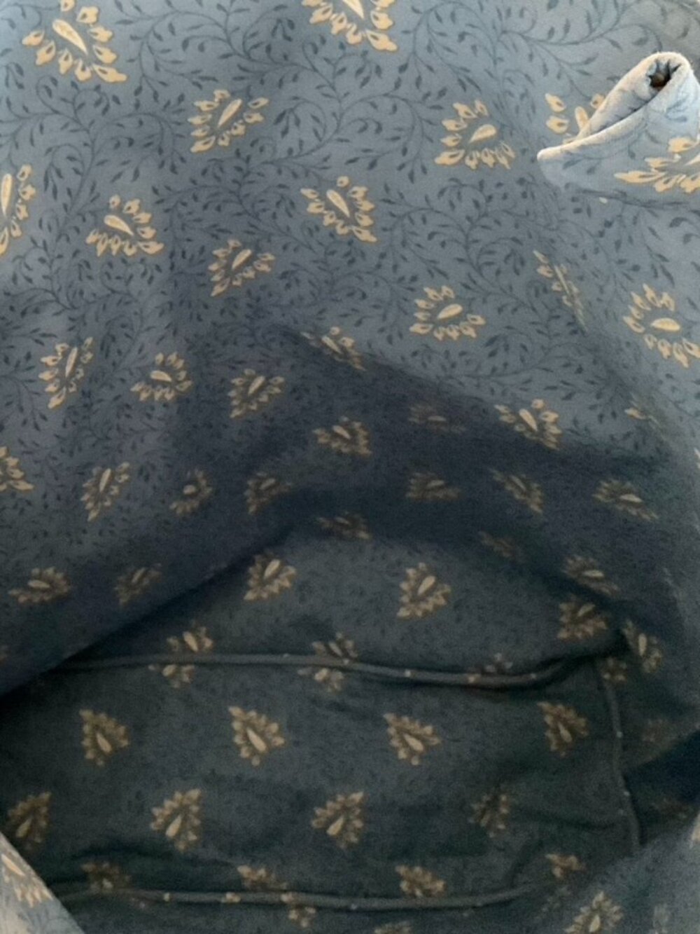 Pierre Deux Blue Tote, Vintage,Discontinued Brand,Rare, Collectible Piece - Picture 8 of 11